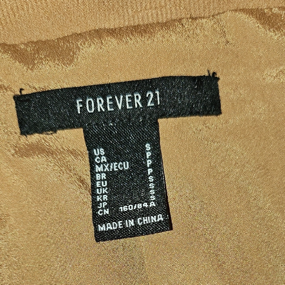 Tan Button-Up Vest - Picture 2 of 3